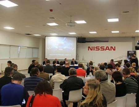 Презентация X-TRAIL на заводе Nissan